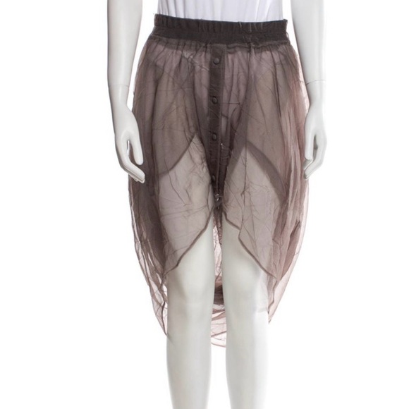 Lilith set top an skirt NWT size Medium - Picture 5 of 9